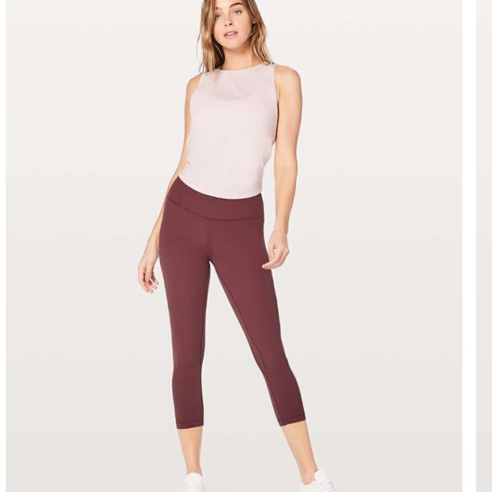 Lululemon Align Crop Redwood 21in size 2 Style W6AMPS